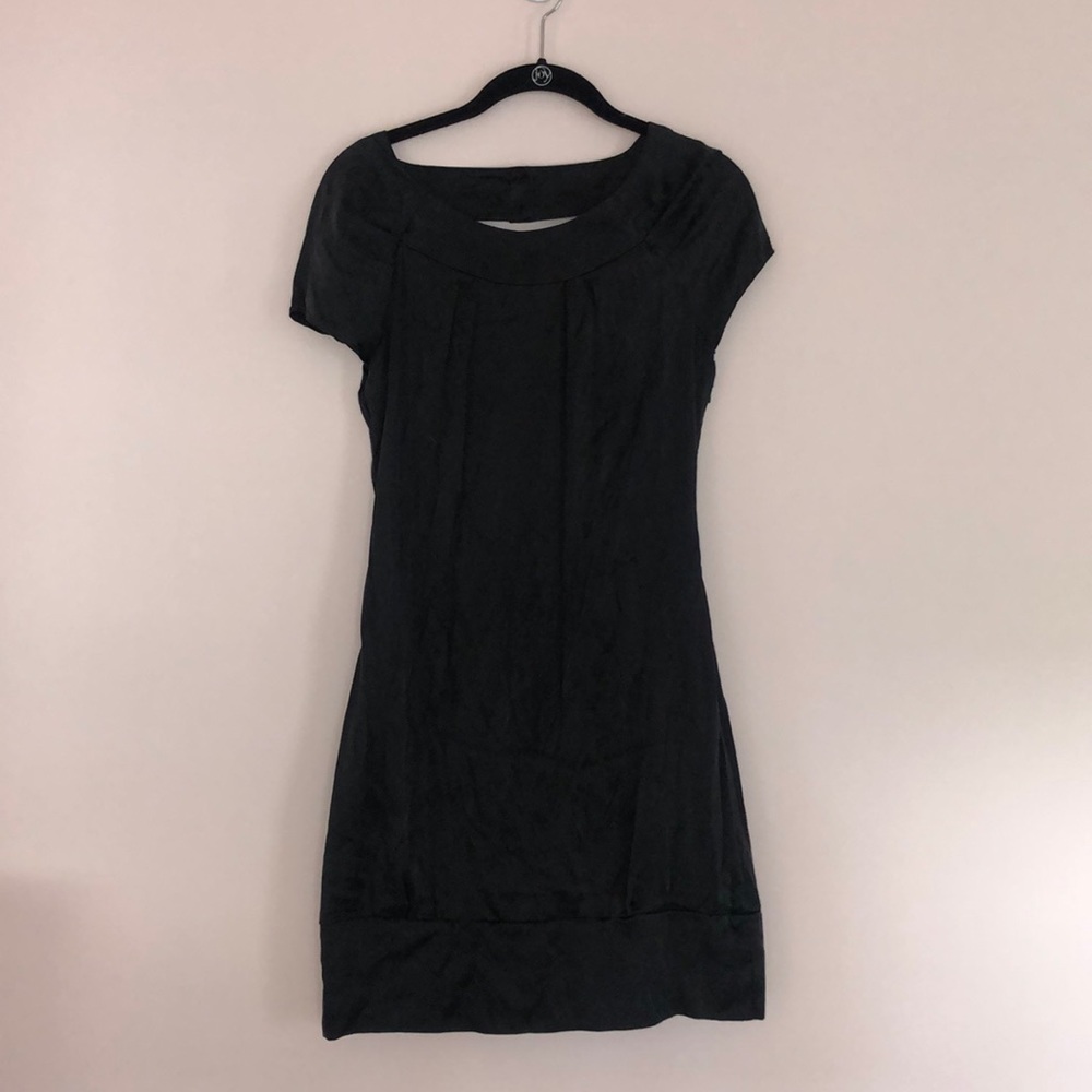 Cache Black 100% Silk Double Lined Sleeveless Mini Dress Stretchy Side Zip Sz 2